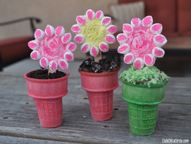 Spring Flower Cupcake Cones