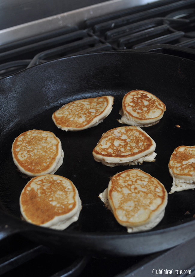 Silver-Dollar-Beer-Pancakes Father's Day idea