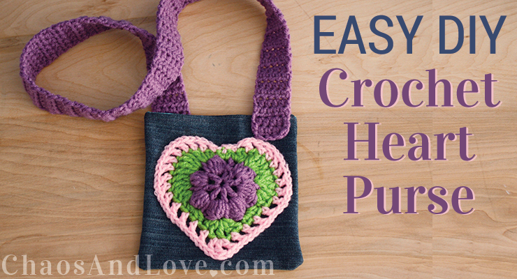 crochet-heart-purse-feat