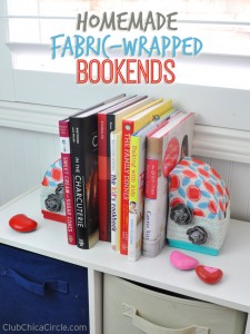 easy homemade bookends DIY #makeitfuncrafts