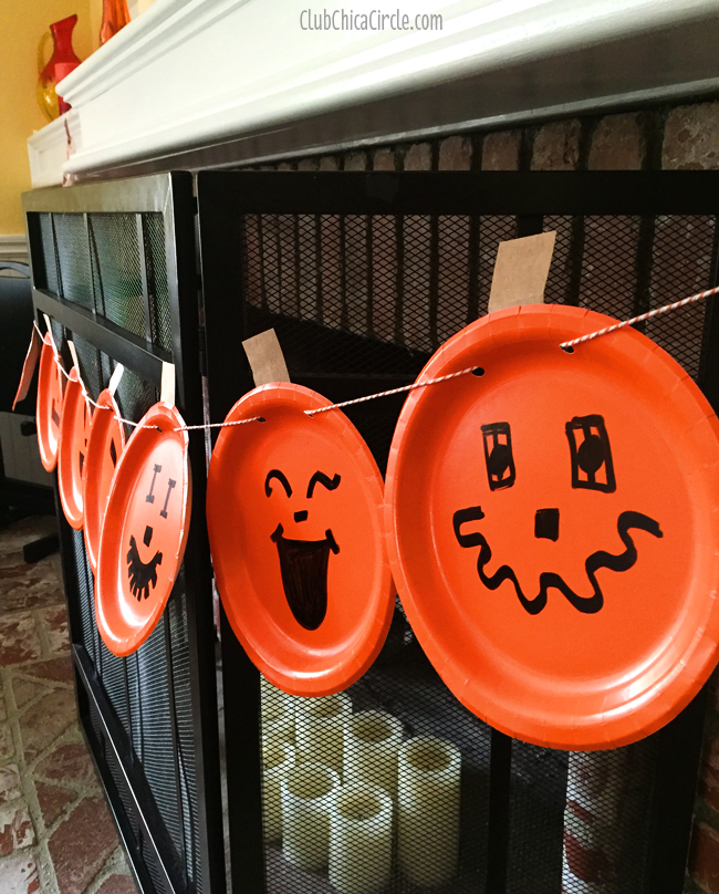Paper Plate Pumpkin Banner Craft for Halloween