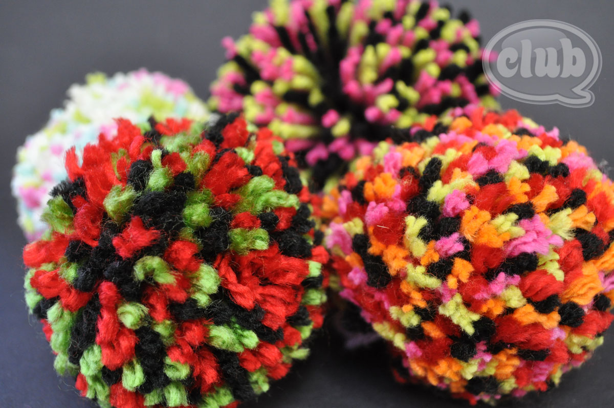 How to Make Multi-Colored Pom Poms