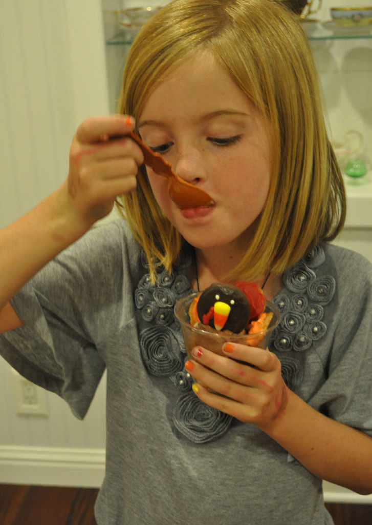 Turkey Sundae Bar for Kids | Club Chica Circle - where crafty is contagious