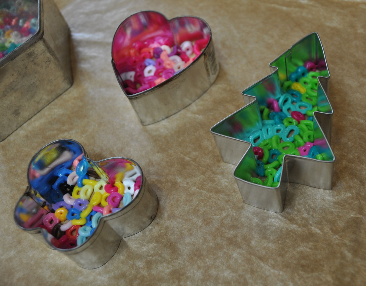 Kids Craft Idea: Cookie Cutter Melty Beads - Making Things is Awesome