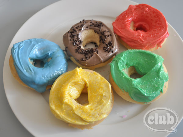 Olympic ring donuts