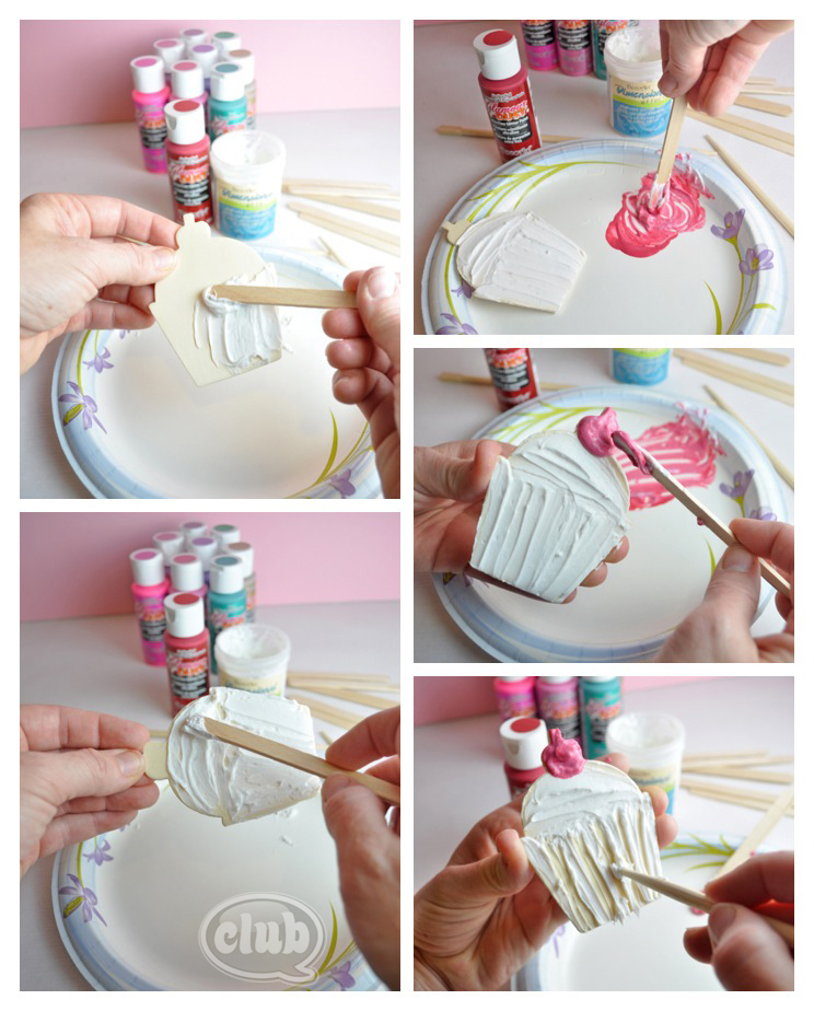 DecoArt Cupcake Valentines Card Craft DIY