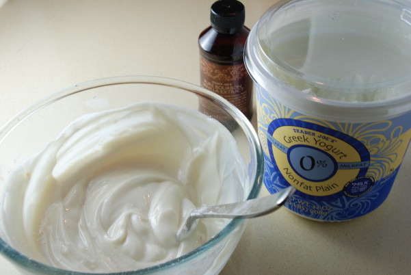 Greek Yogurt Frosting- 3 Ingredients