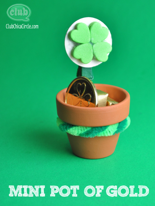 four leaf clover pot of gold craft idea