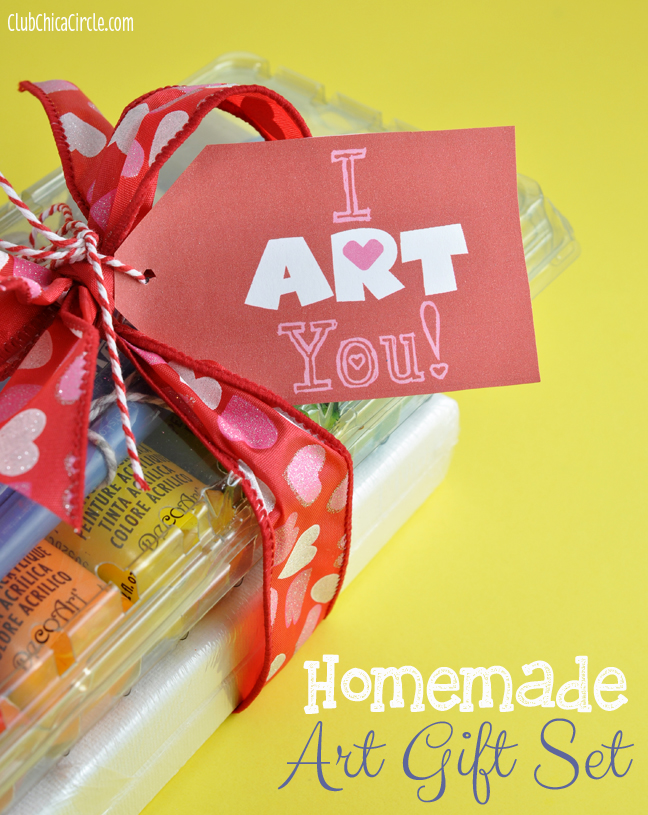 I ART You Free Printable gift tag with homemade art set