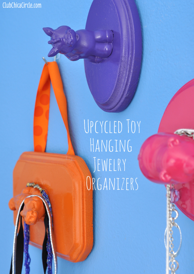 DIY Earring Organizer  Club Chica Circle - where crafty is contagious