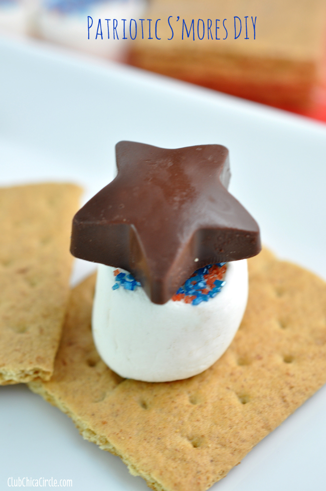 https://club.chicacircle.com/wp-content/uploads/2014/06/4th-of-July-Smores-DIY.jpg