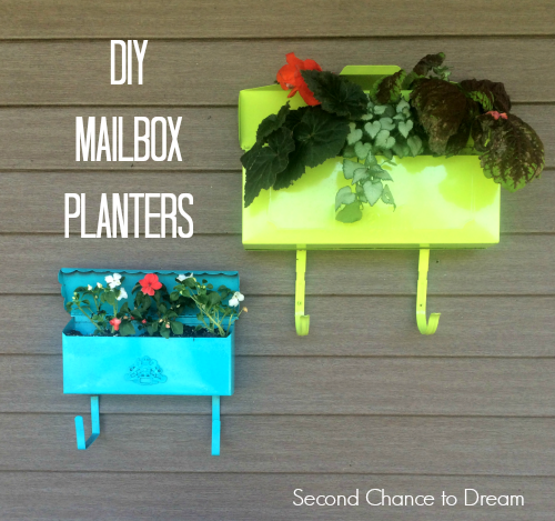 DIY Mailbox Planters