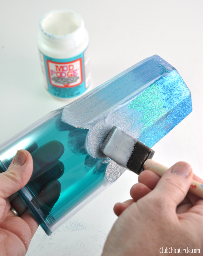 Make a dishwasher safe GLITTER tumbler with HTV ANYTHING