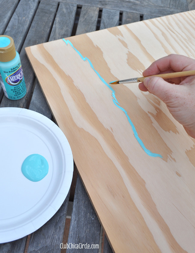 How to Paint on Wood Crafts