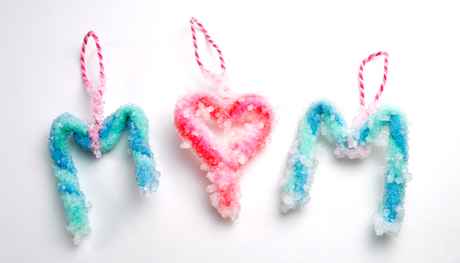 https://club.chicacircle.com/wp-content/uploads/2015/02/MOM-borax-crystal-decorations-craft-idea.jpg