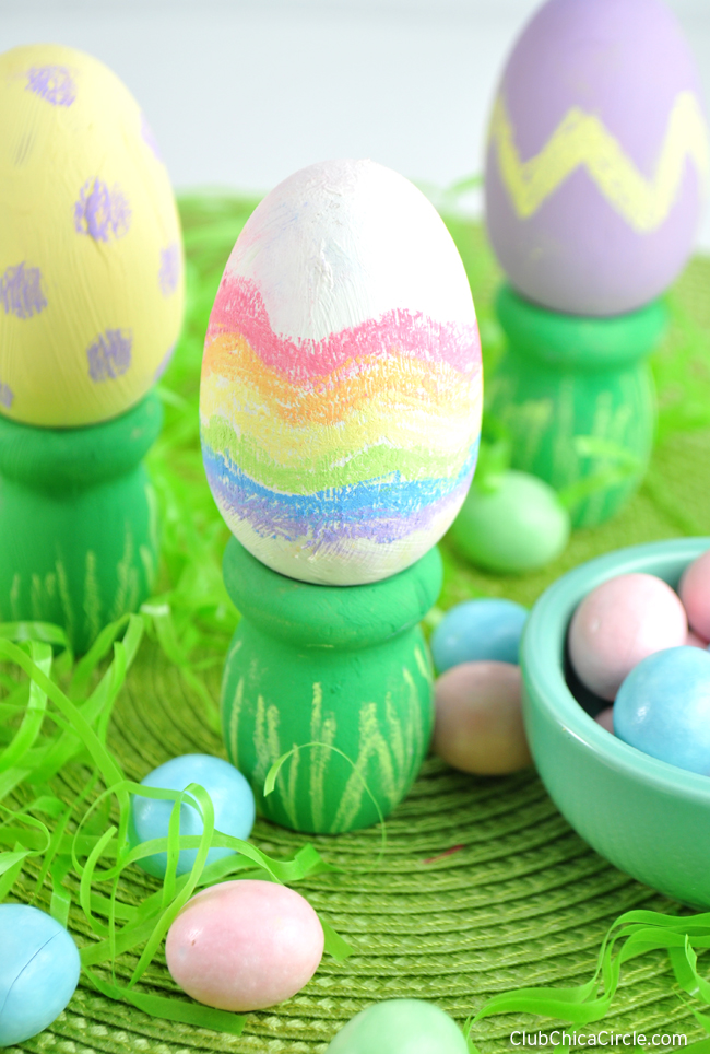 Easy Chalk Egg decorations with Chalky Finish paint