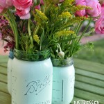 Easy Distressed Mason Jar Vases