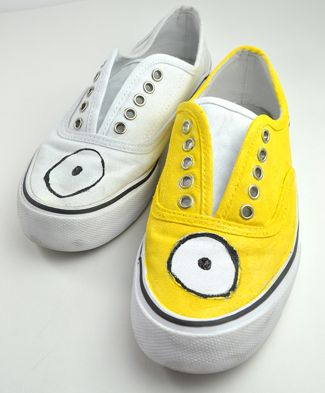 Minion Hand Painted Shoes For Back To School Fashion Club Chica Circle Where Crafty Is